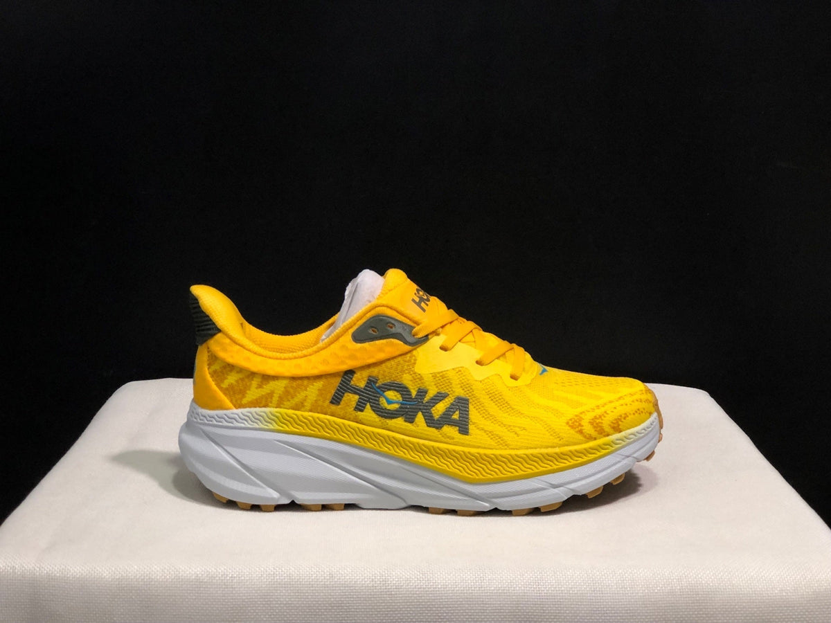ONE ONE Challenger 7 by HOKA - product image from the listing.