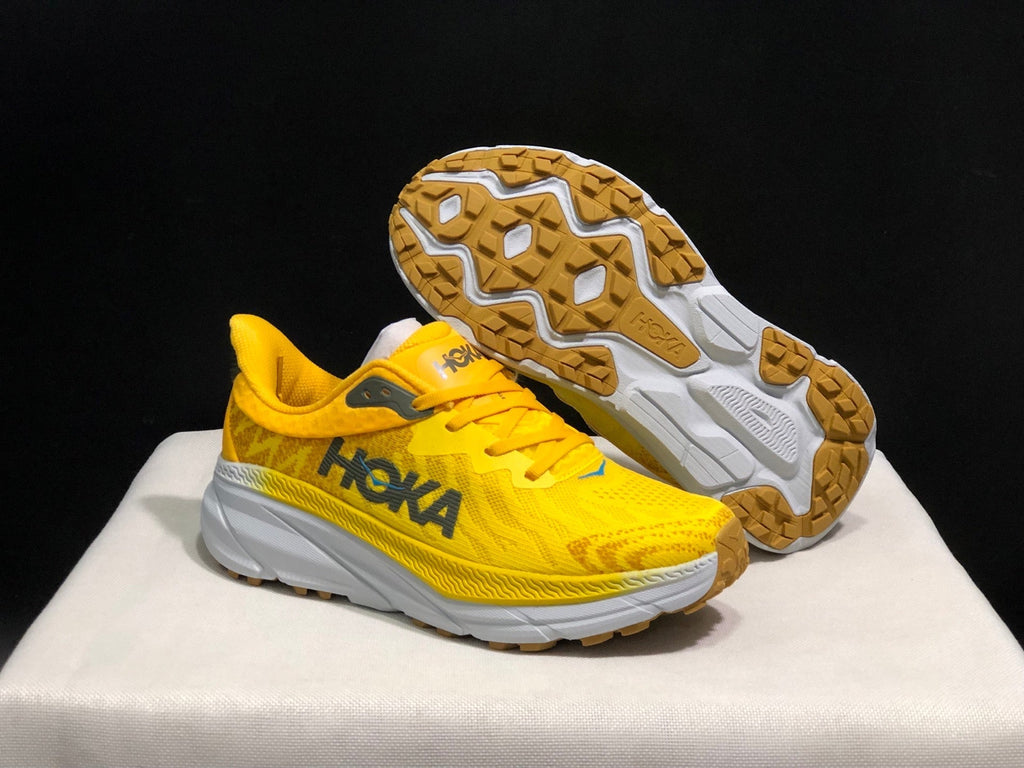 ONE ONE Challenger 7 by HOKA - product image from the listing.