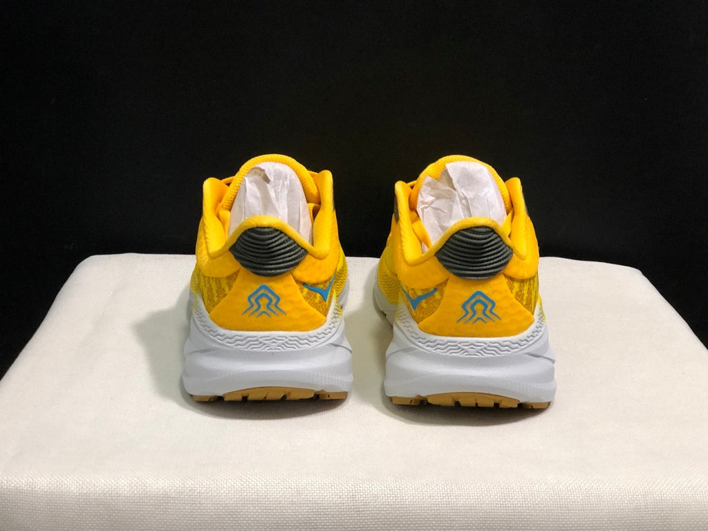 ONE ONE Challenger 7 by HOKA - product image from the listing.