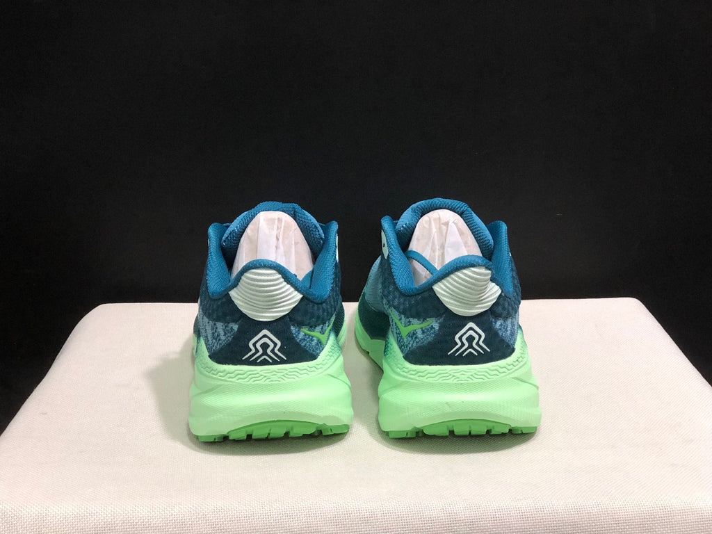 ONE ONE Challenger 7 by HOKA - product image from the listing.