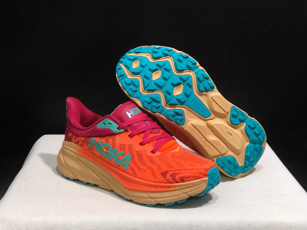ONE ONE Challenger 7 by HOKA - product image from the listing.