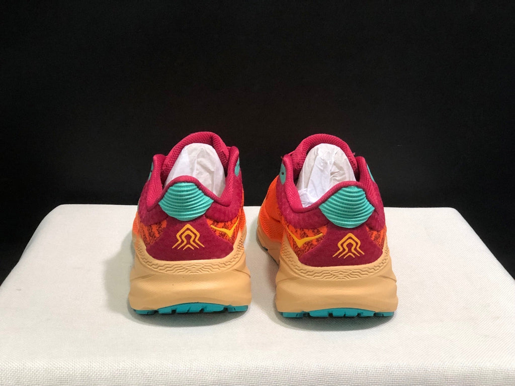 ONE ONE Challenger 7 by HOKA - product image from the listing.
