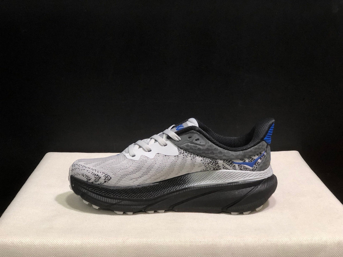 ONE ONE Challenger 7 by HOKA - product image from the listing.
