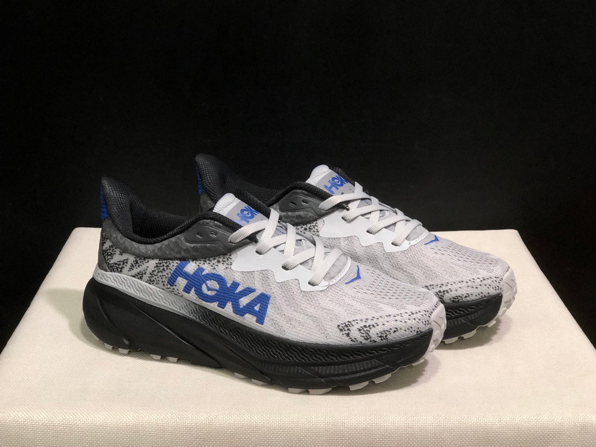 ONE ONE Challenger 7 by HOKA - product image from the listing.