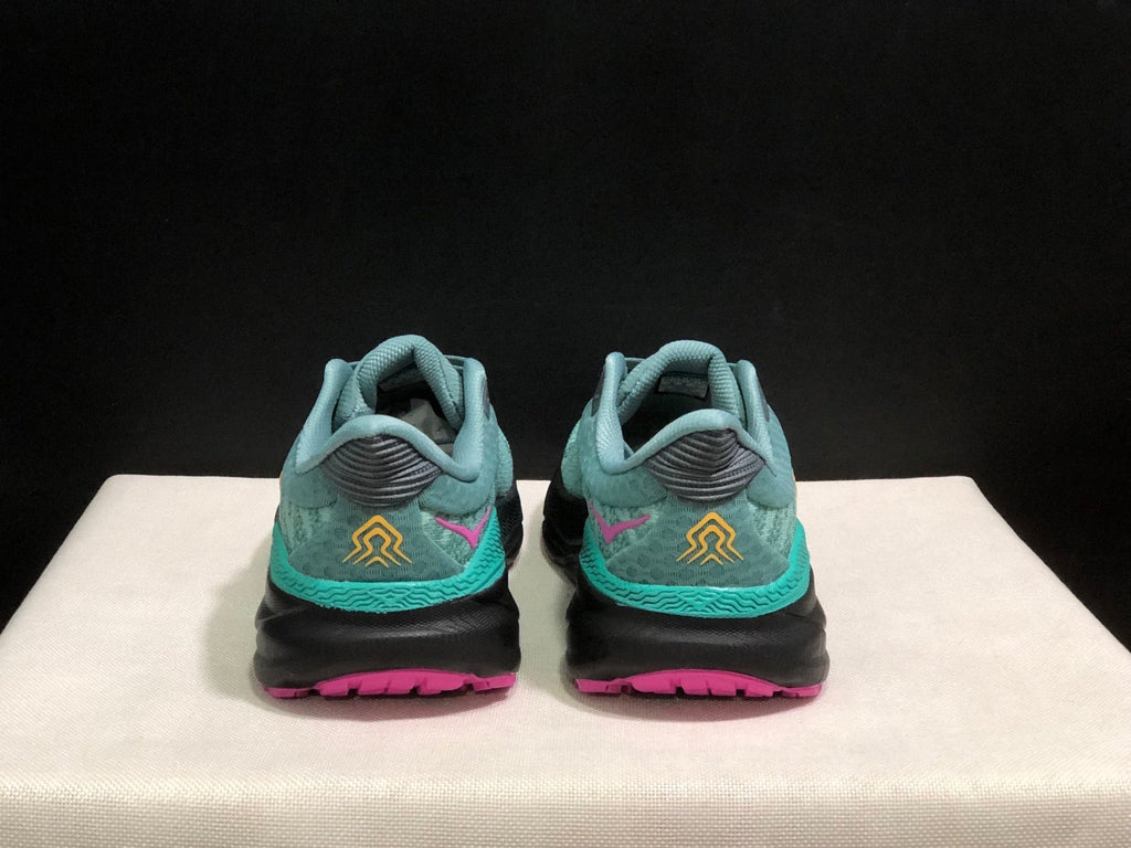 ONE ONE Challenger 7 by HOKA - product image from the listing.