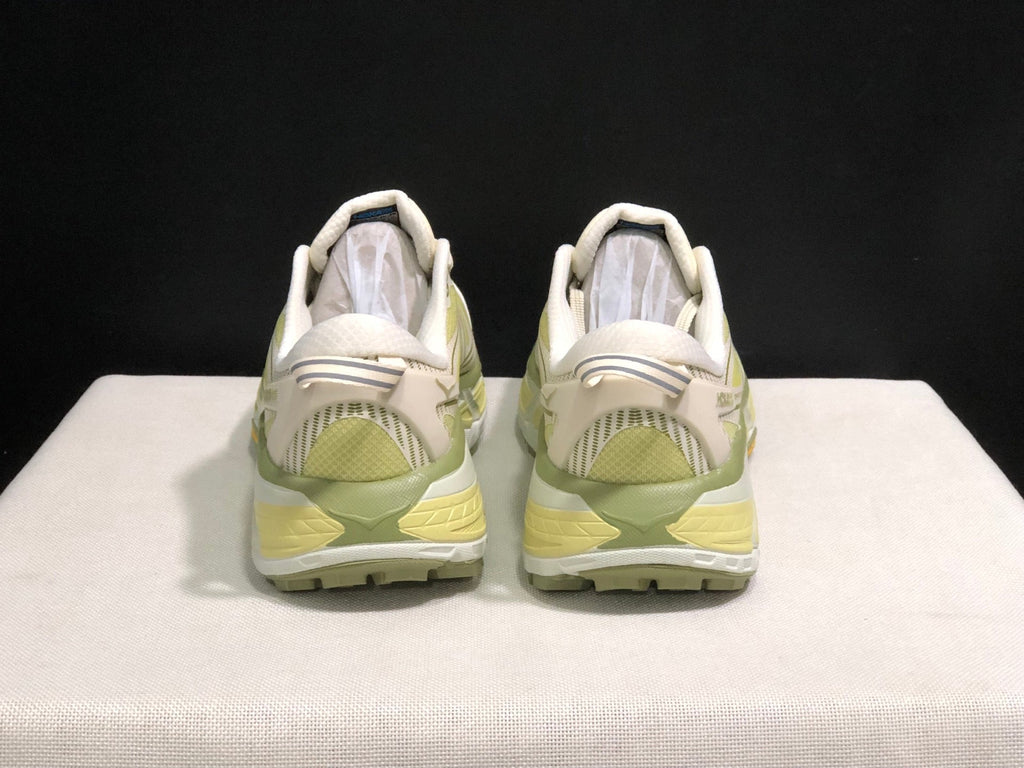 ONE ONE Mafate Speed by HOKA - product image from the listing.
