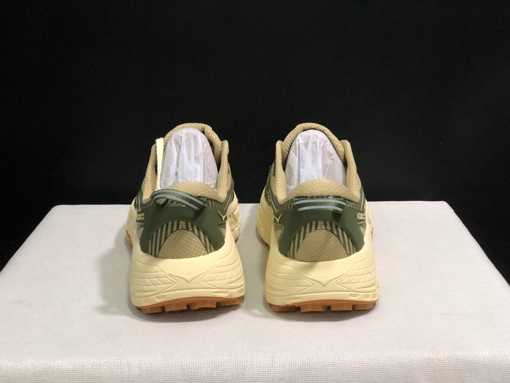 ONE ONE Mafate Speed by HOKA - product image from the listing.