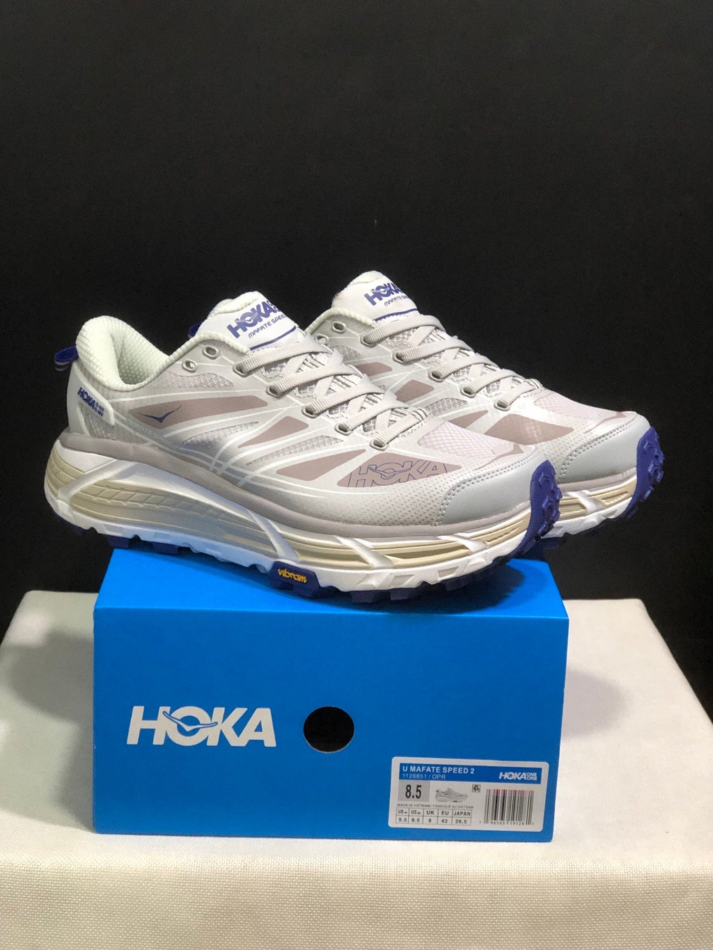 ONE ONE Mafate Speed by HOKA - product image from the listing.