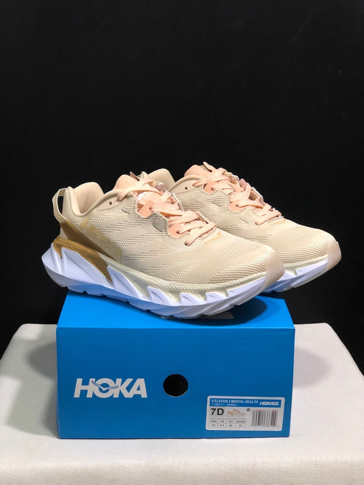 ONE ONE Elevon 2 by HOKA - product photo shown in the listing for this item.