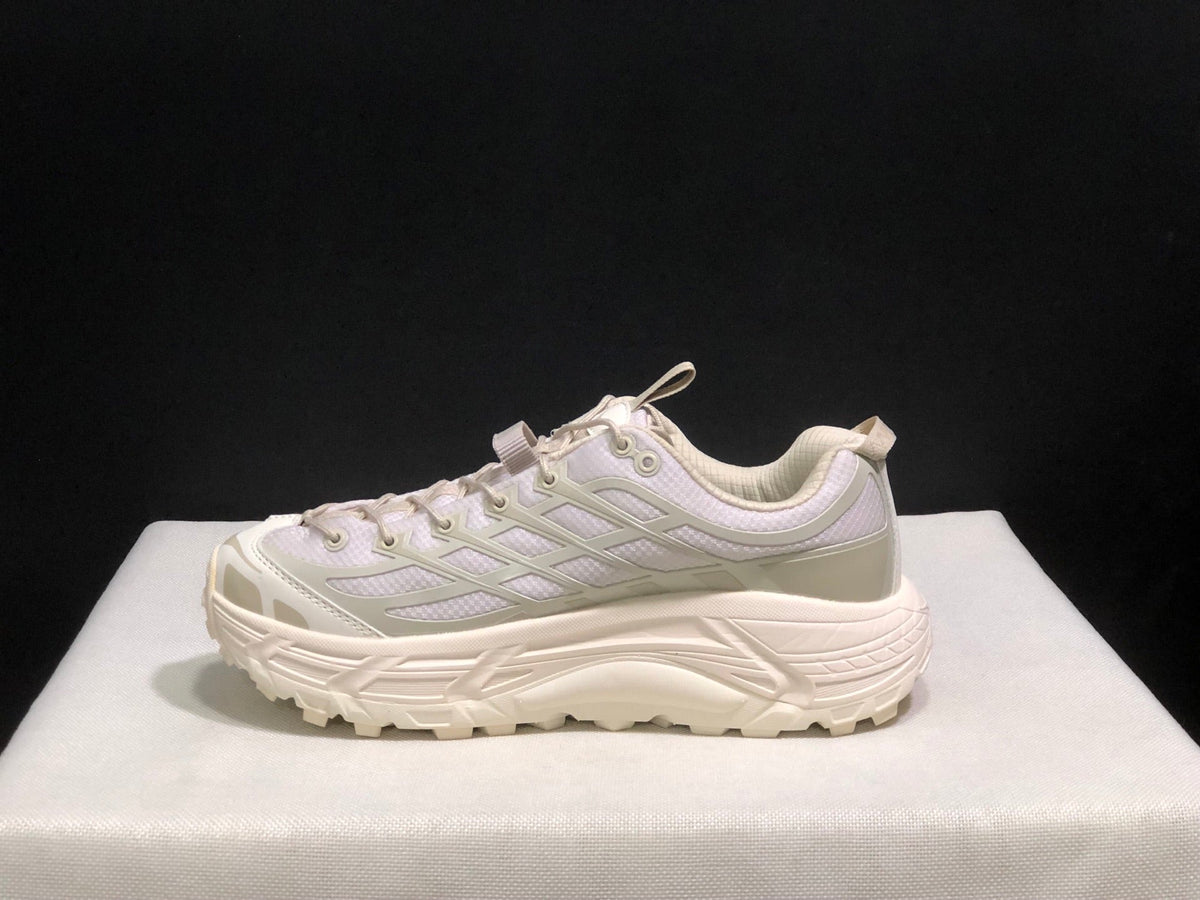 ONE ONE Mafate three 2 by HOKA - product image from the listing.