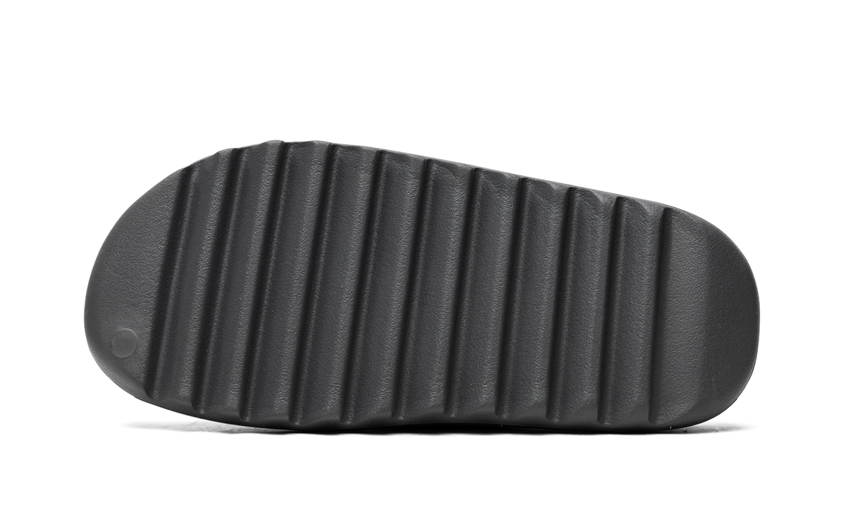 "Slate Grey" Yeezy Slide ID2350 - product image from the listing.