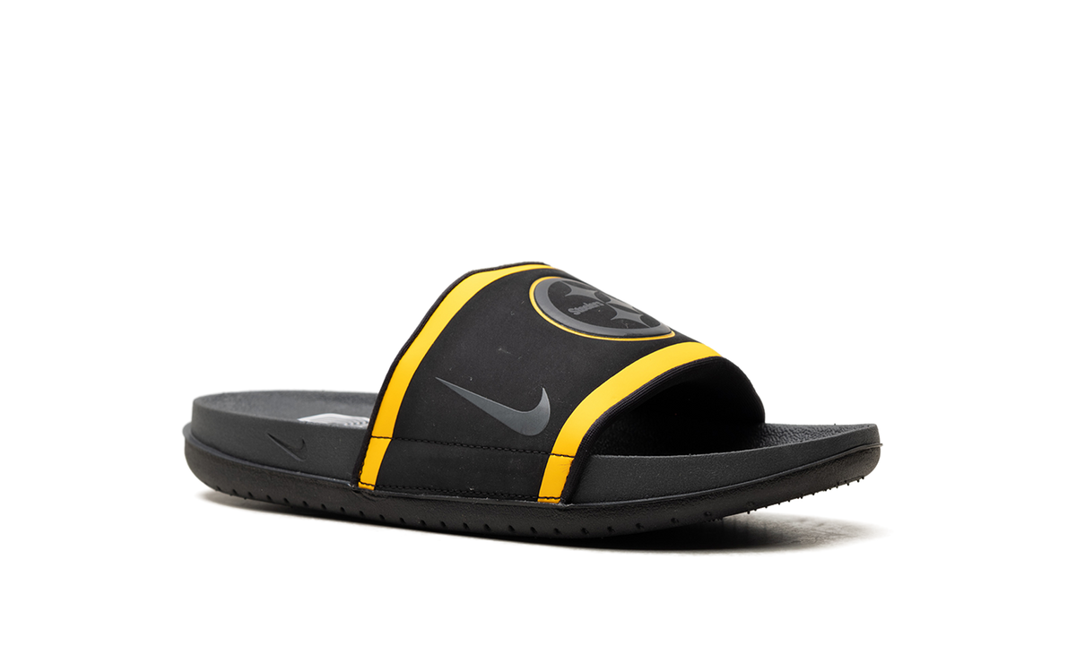"NFL - Pitts Steelers" Offcourt Slide DD0547 001 - product image from the listing.