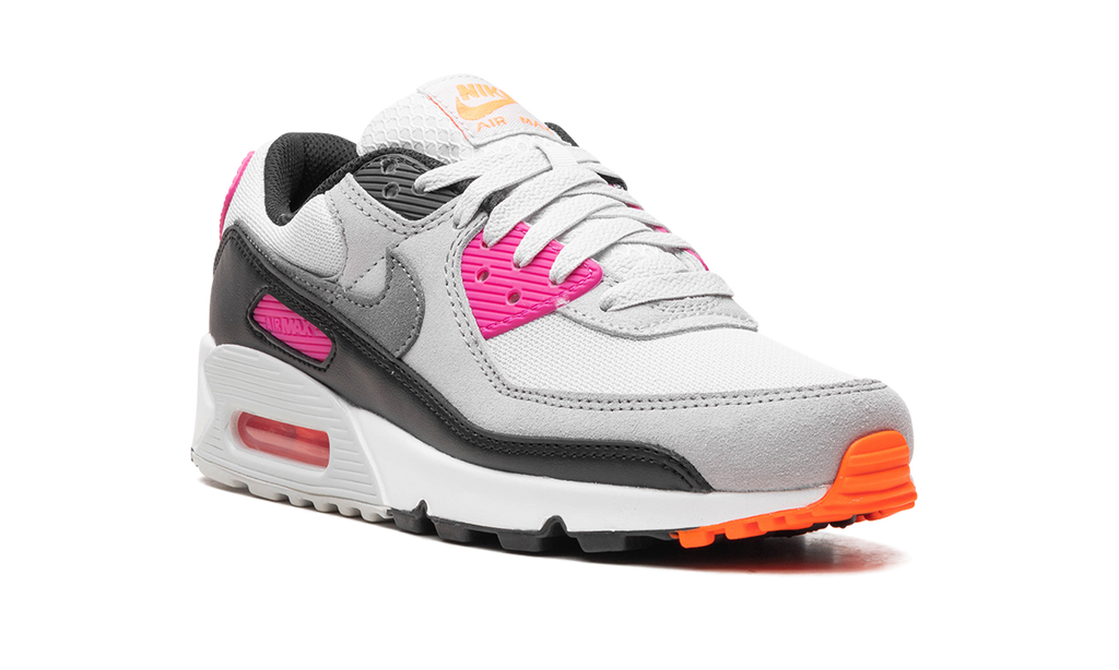 "Dunkin' Donuts" FN6958 003 - Air Max 90 - product image from the listing.